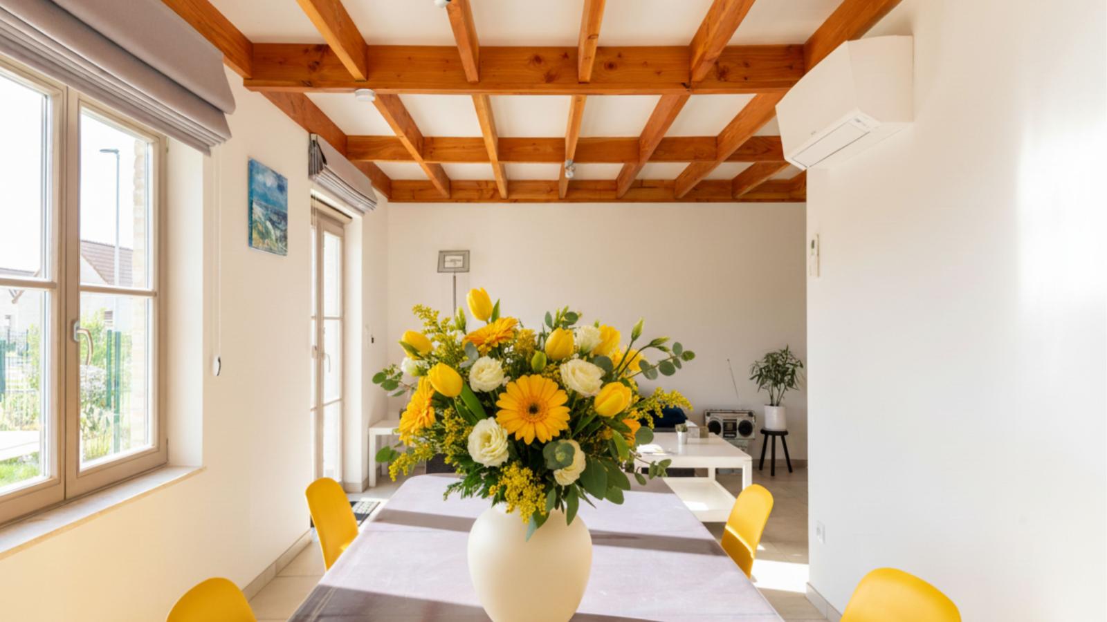 Westhinder I H81-Dining room