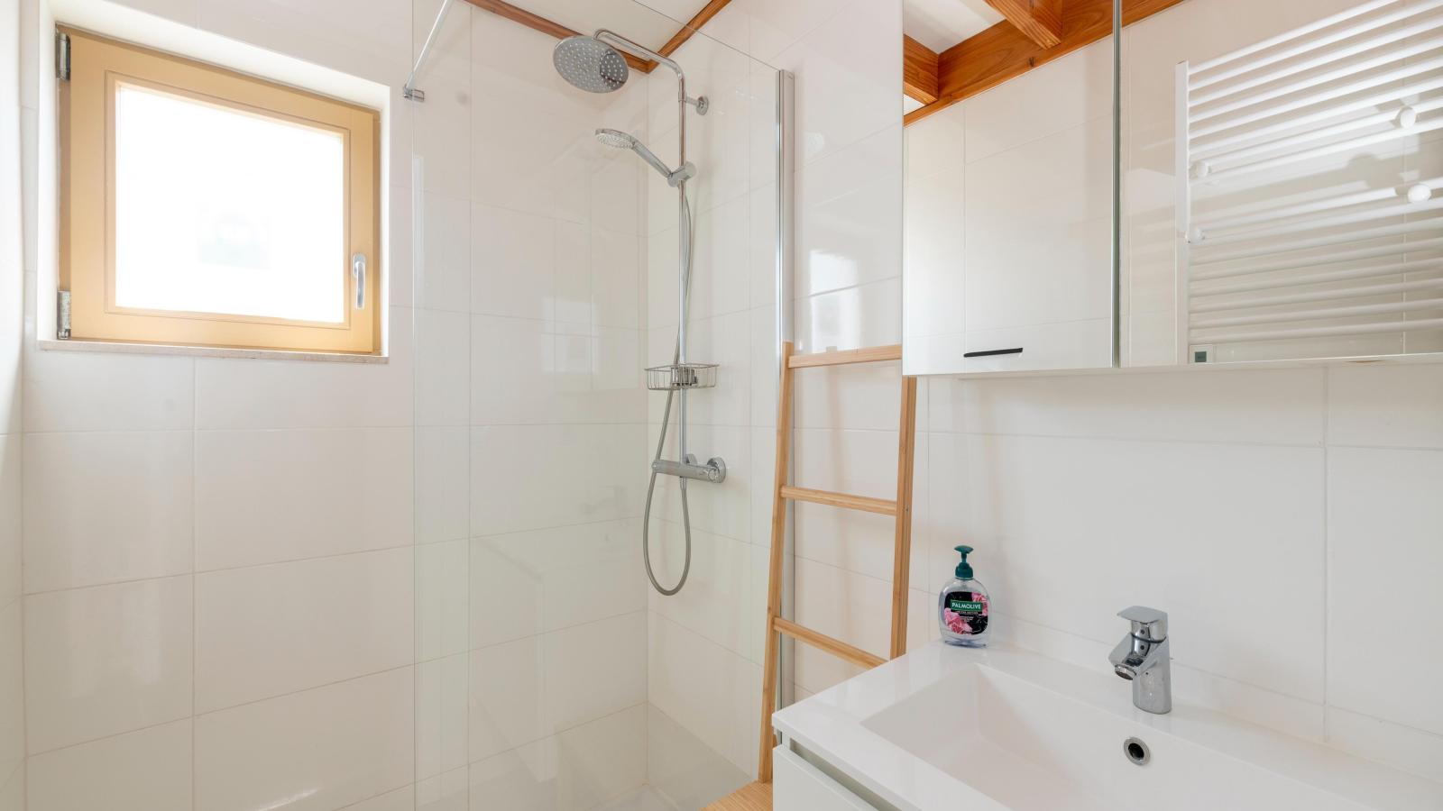 Westhinder I H90-Bathroom