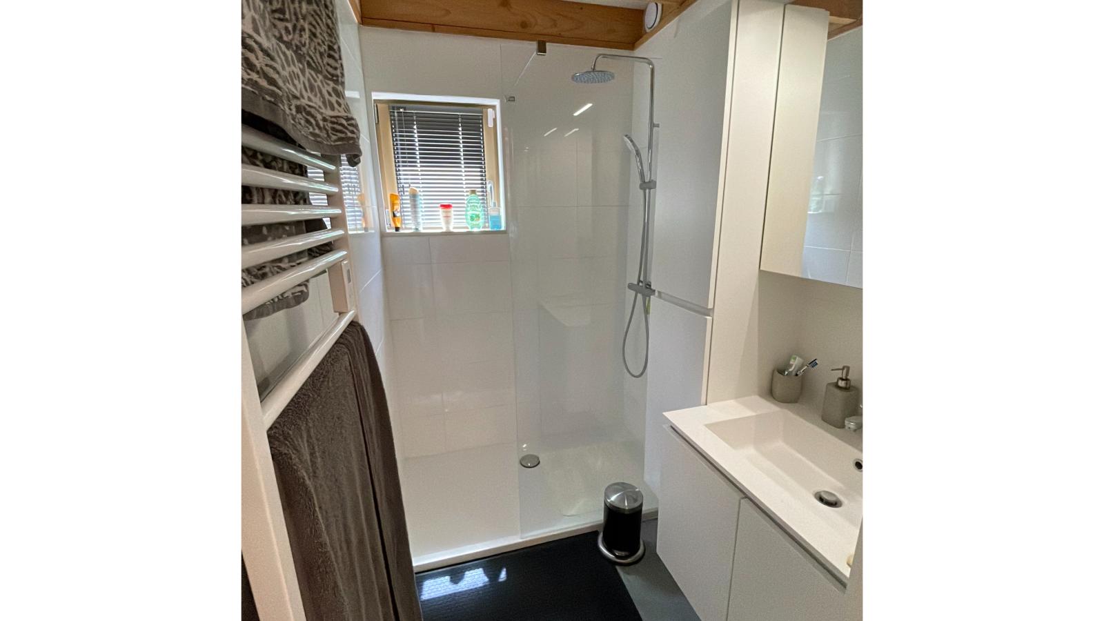 Westhinder I H91-Bathroom