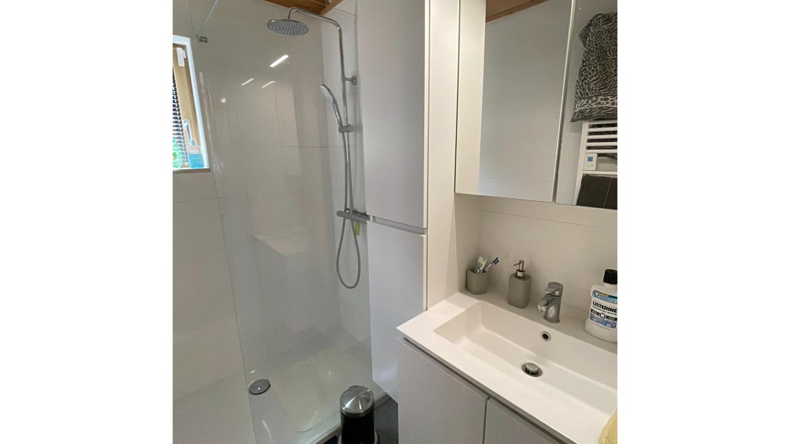 Westhinder I H91-Bathroom