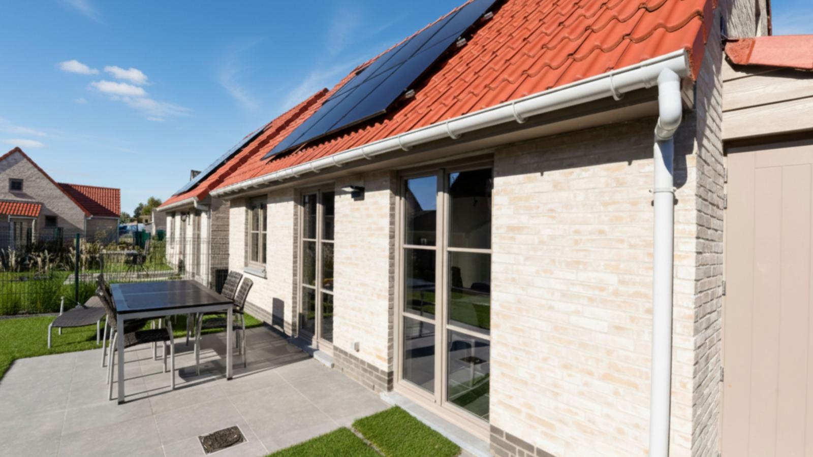 Westhinder II H53-Exterior in summer