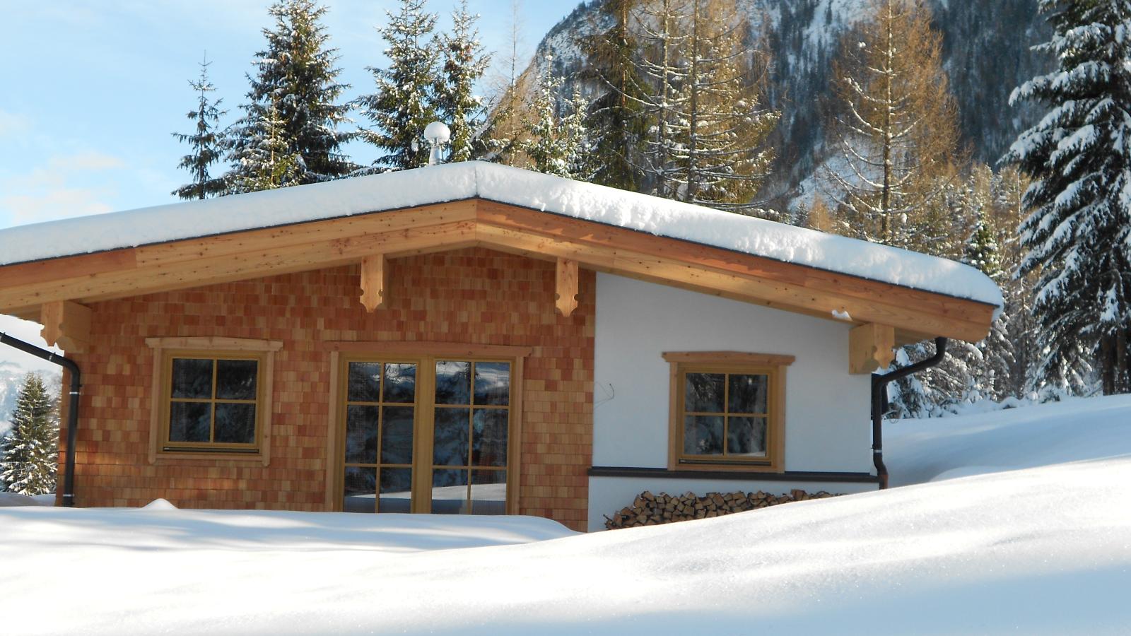 Schneeberghütte-View winter