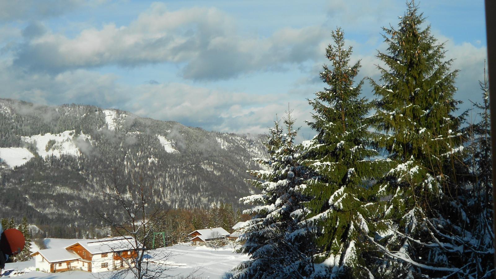 Schneeberghütte-View winter