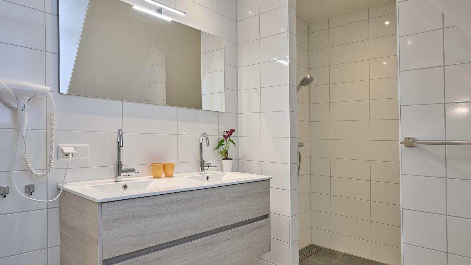 Sea Quality 83-Badezimmer