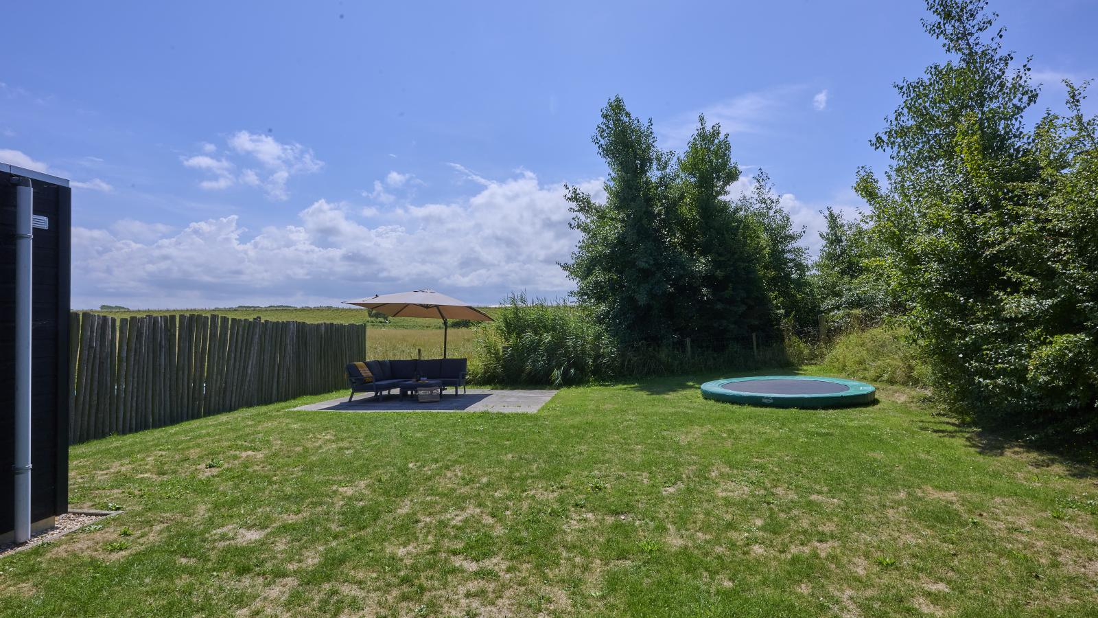 Ocean Ease 49-Gardens summer