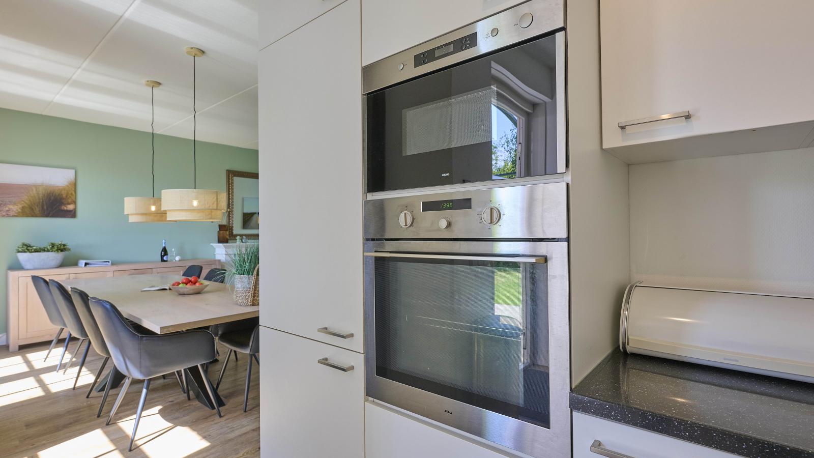 Ocean Ease 49-Kitchen