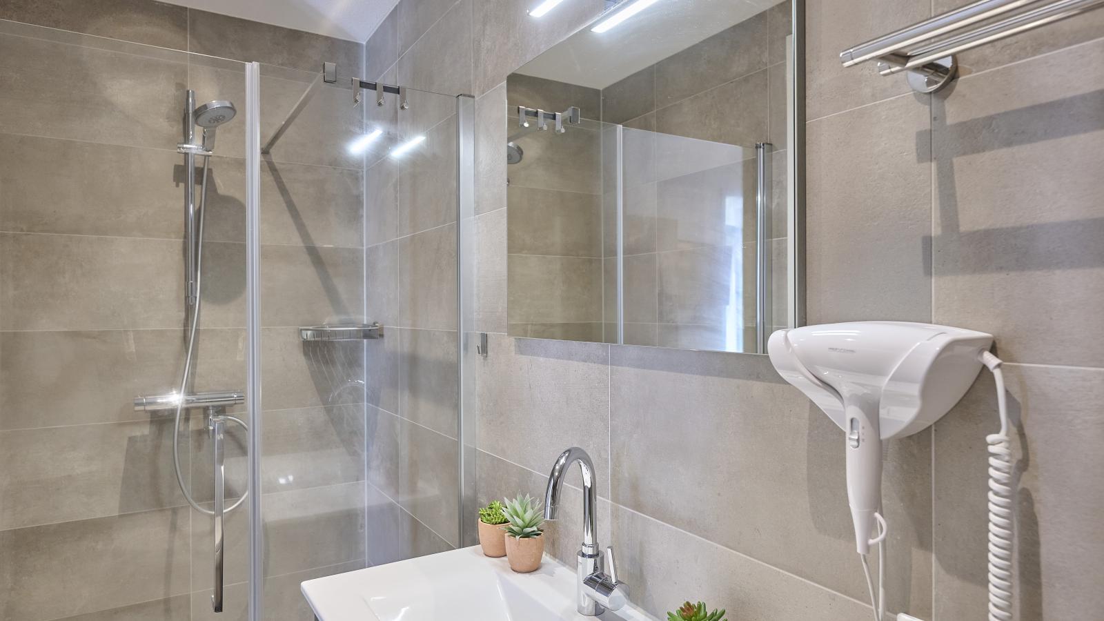 Beach deluxe-Bathroom