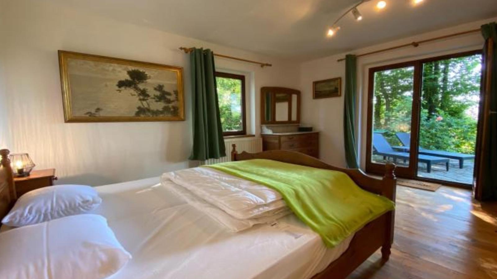 Boogie House-Bedroom