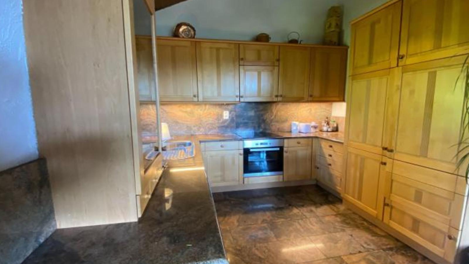 Boogie House-Kitchen