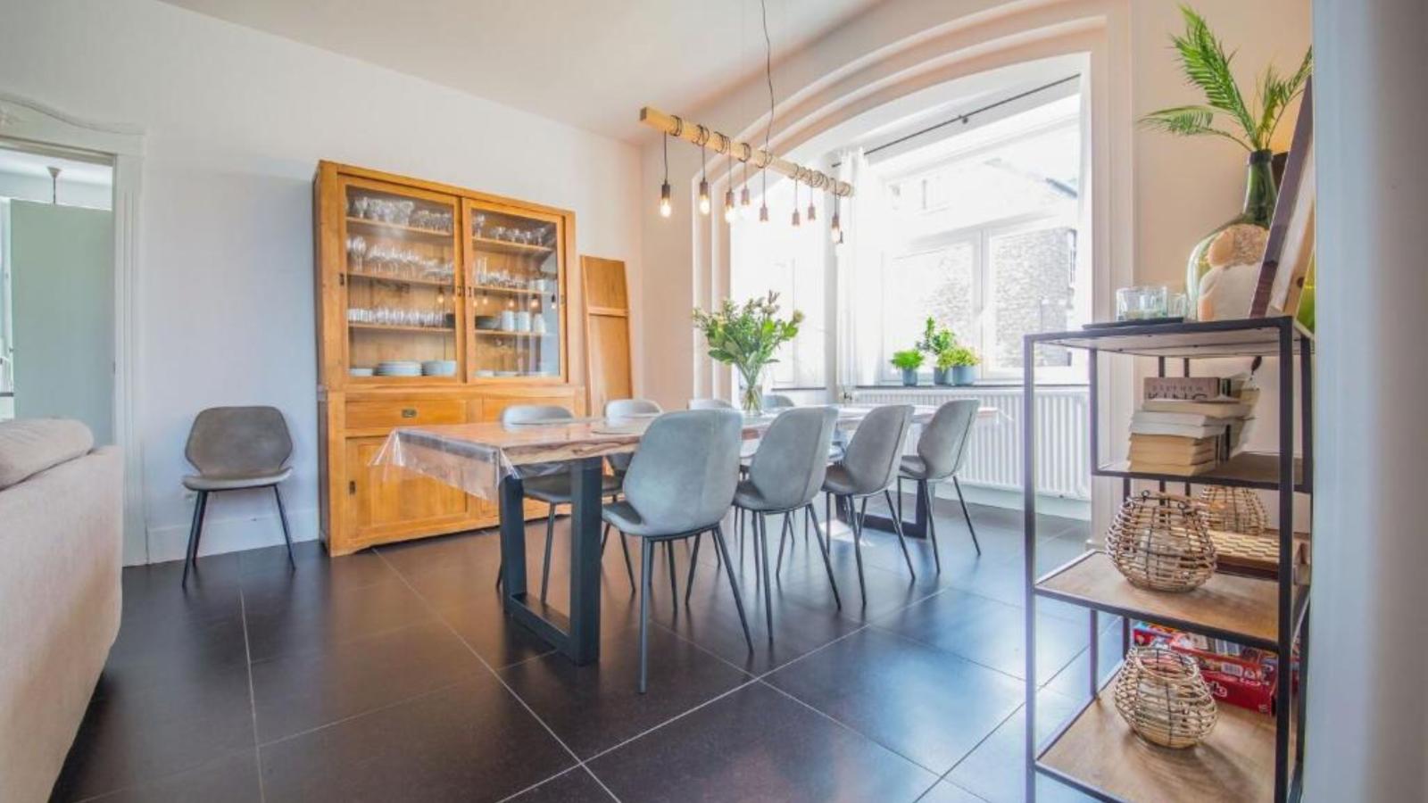 Ma Dame Jeanne-Dining room