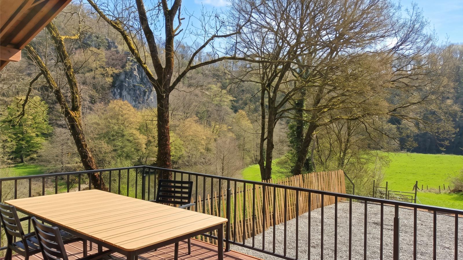Vue sur Ourthe - Terrasbalkon