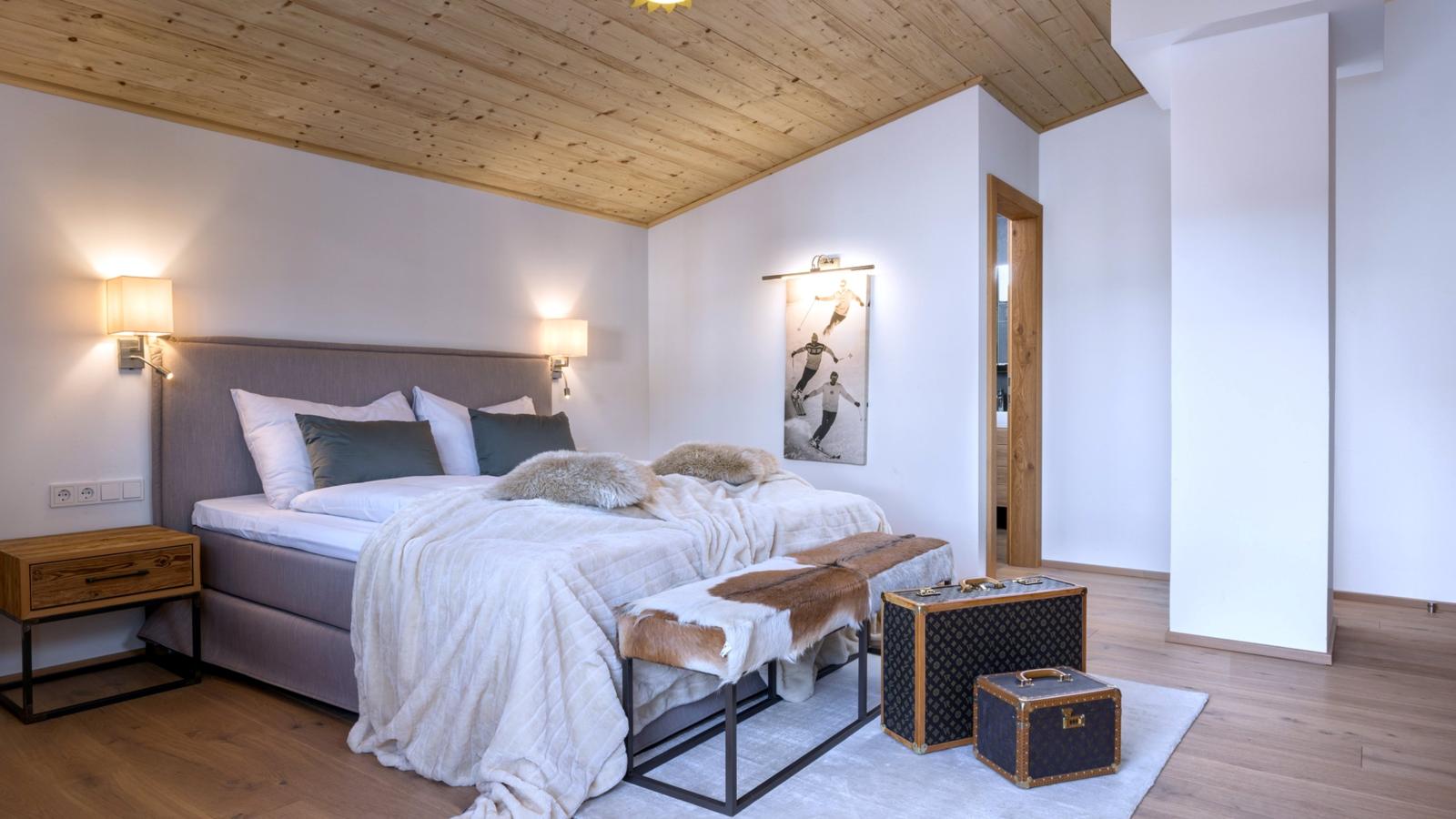 Luxury Central Kirchberg-Bedroom
