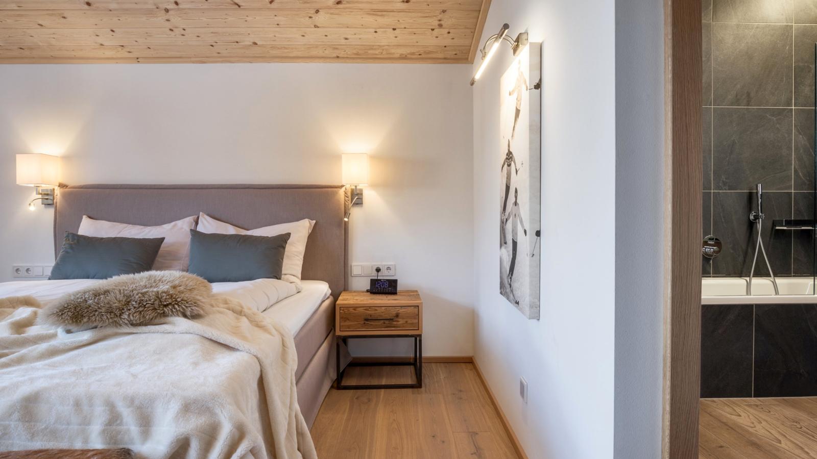 Luxury Central Kirchberg-Bedroom