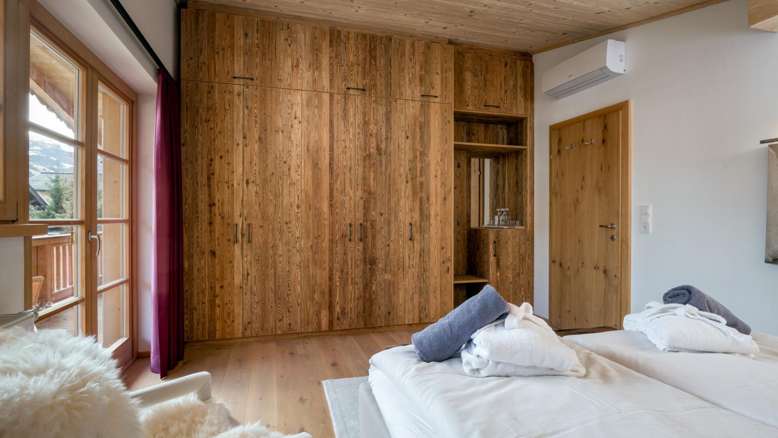 Luxury Central Kirchberg-Bedroom