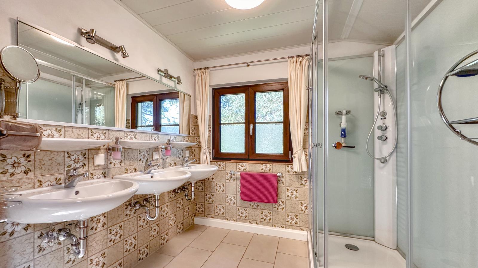 Rehberg Hütte-Badkamer