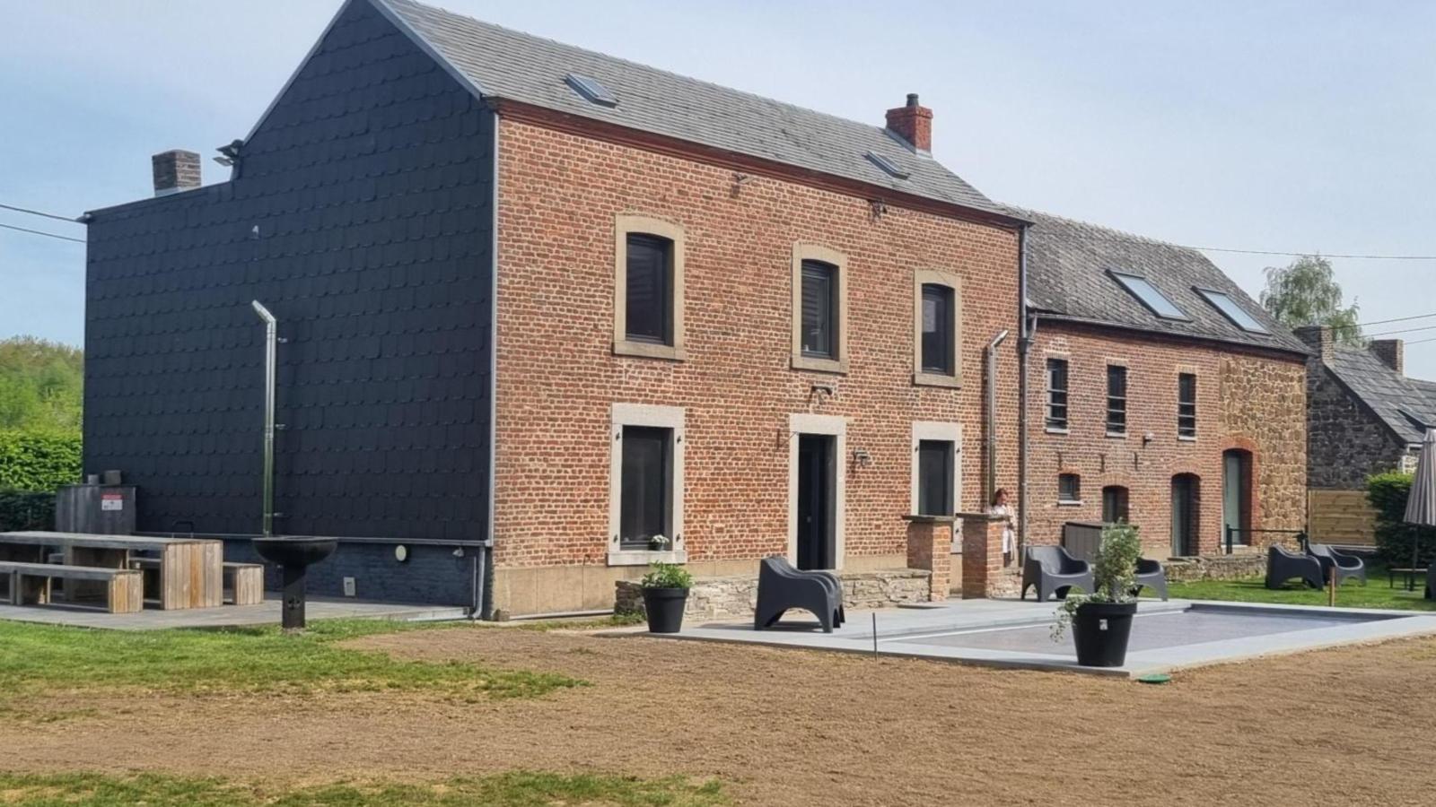 Relais de Zoé - Buitenkant zomer