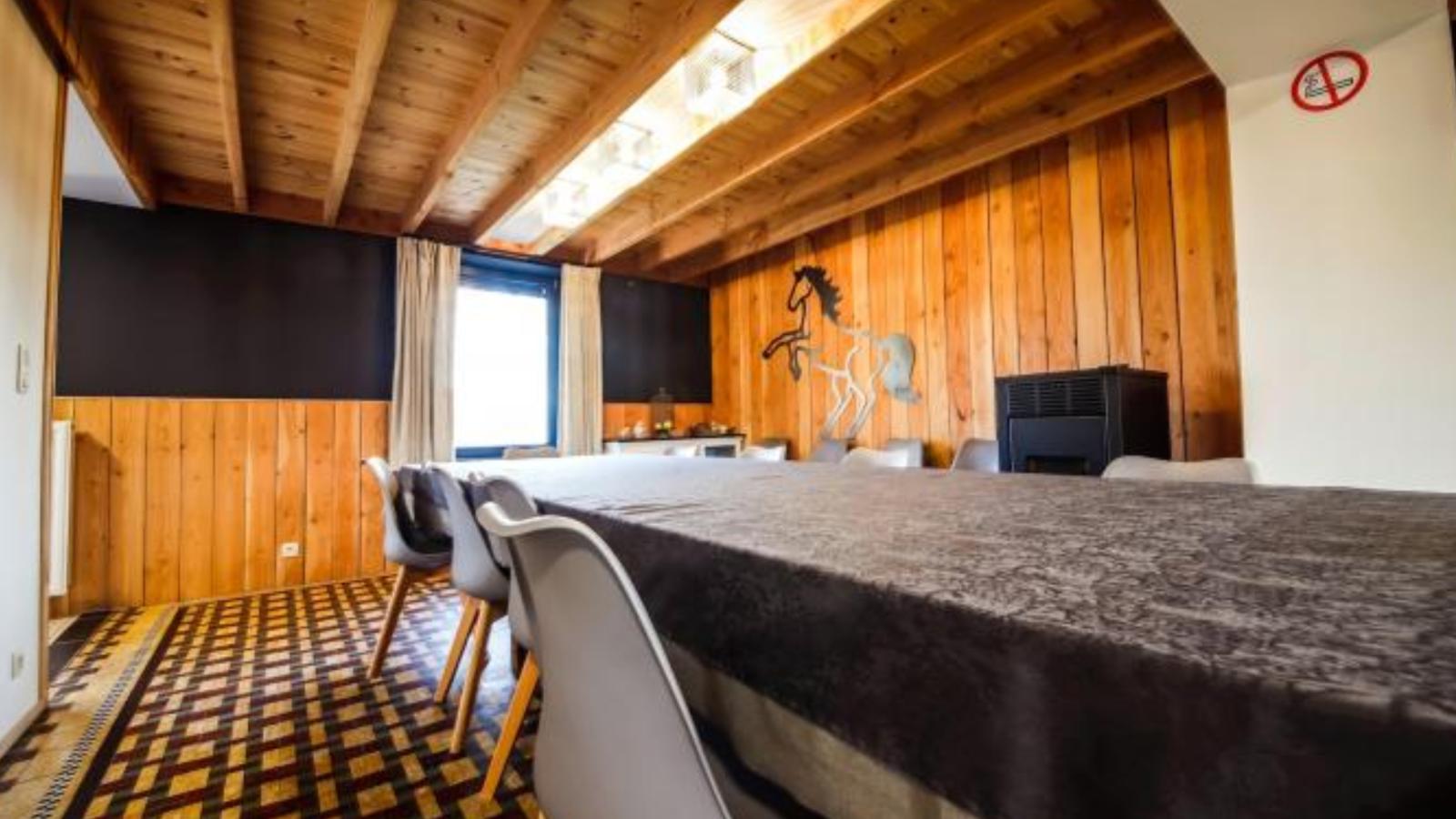 Relais de Zoé-Salle à manger