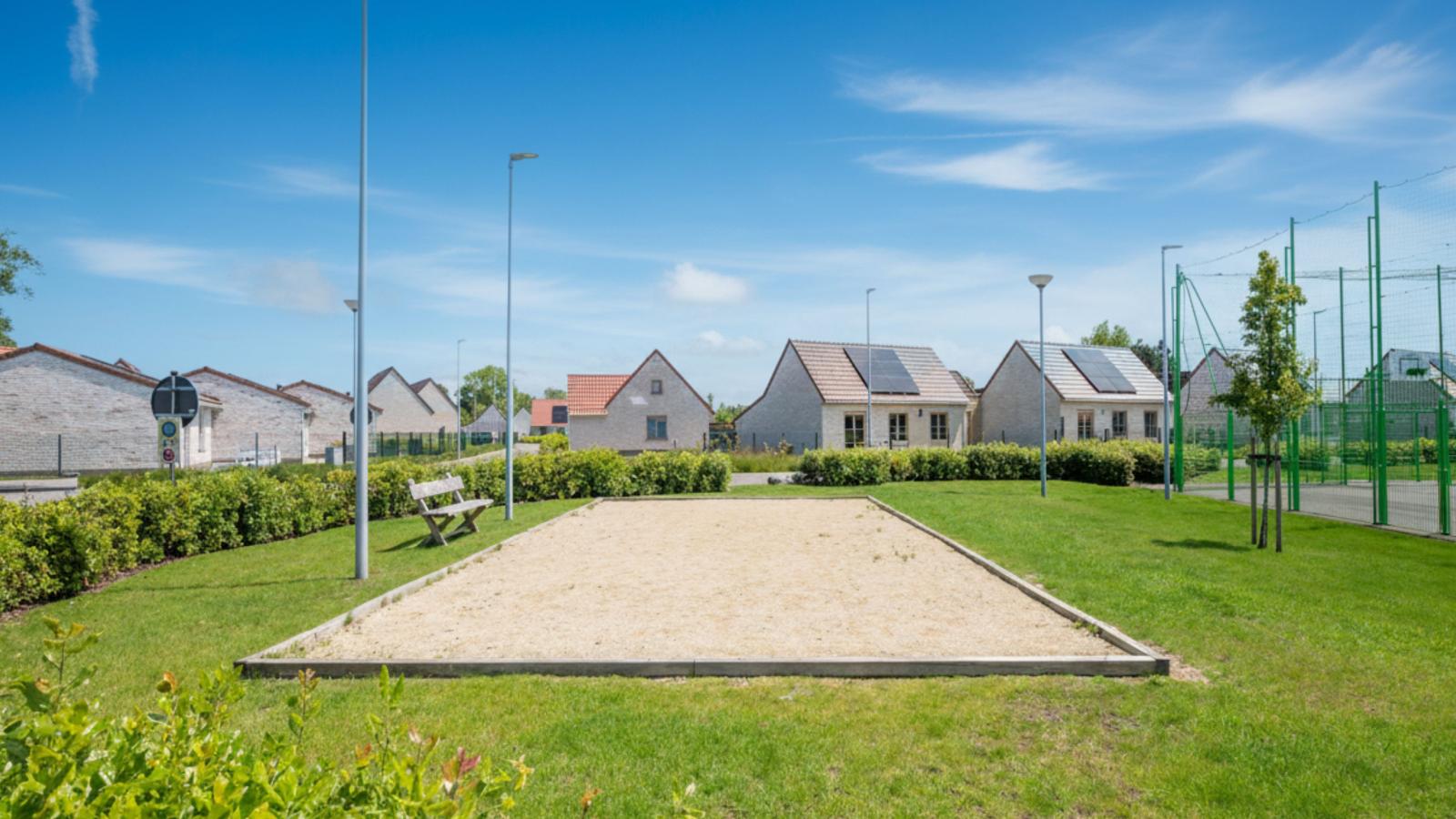 Westhinder I H19-Areas within 1km in summer