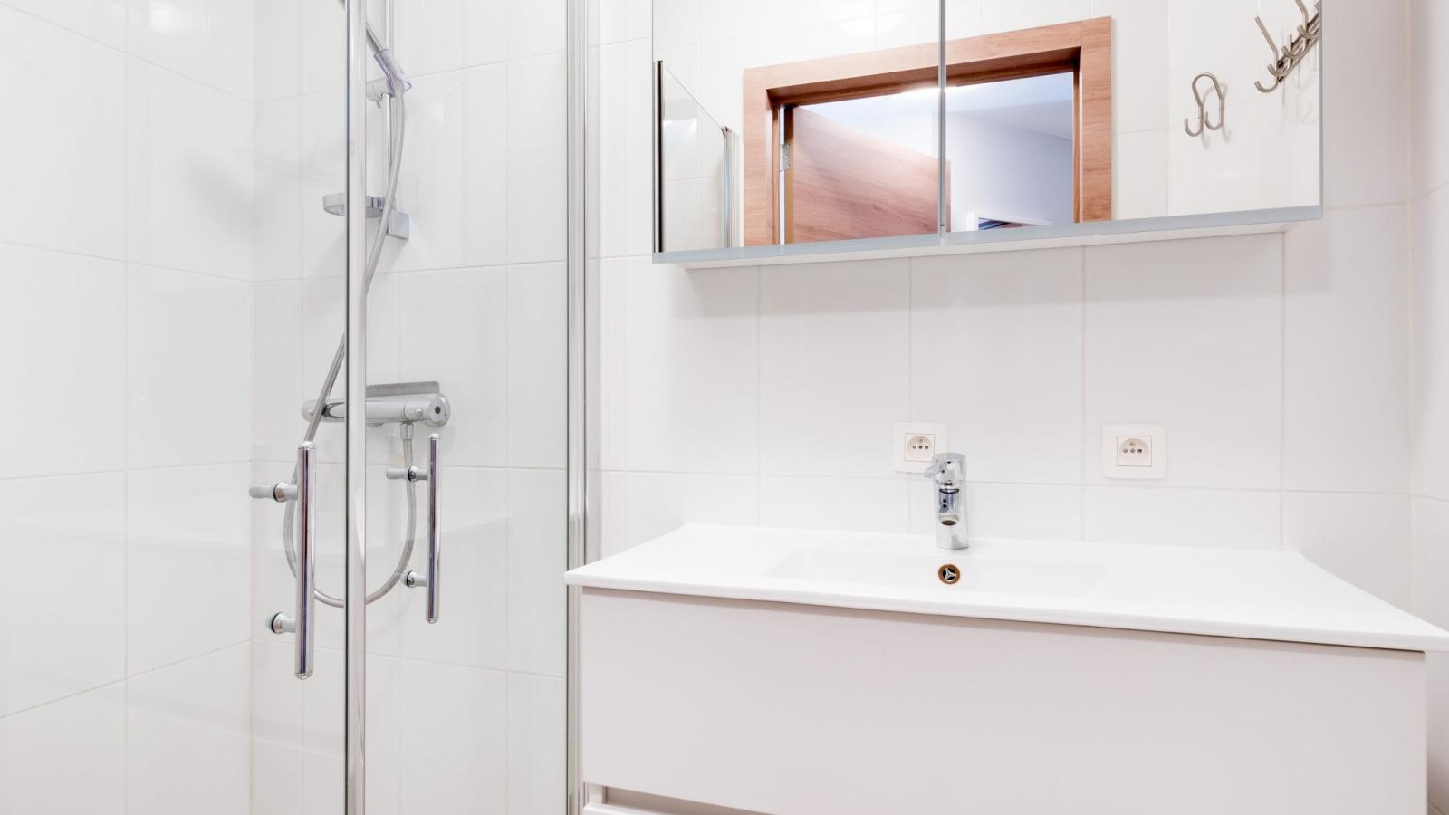 Aan de Dijk vierde-Badkamer