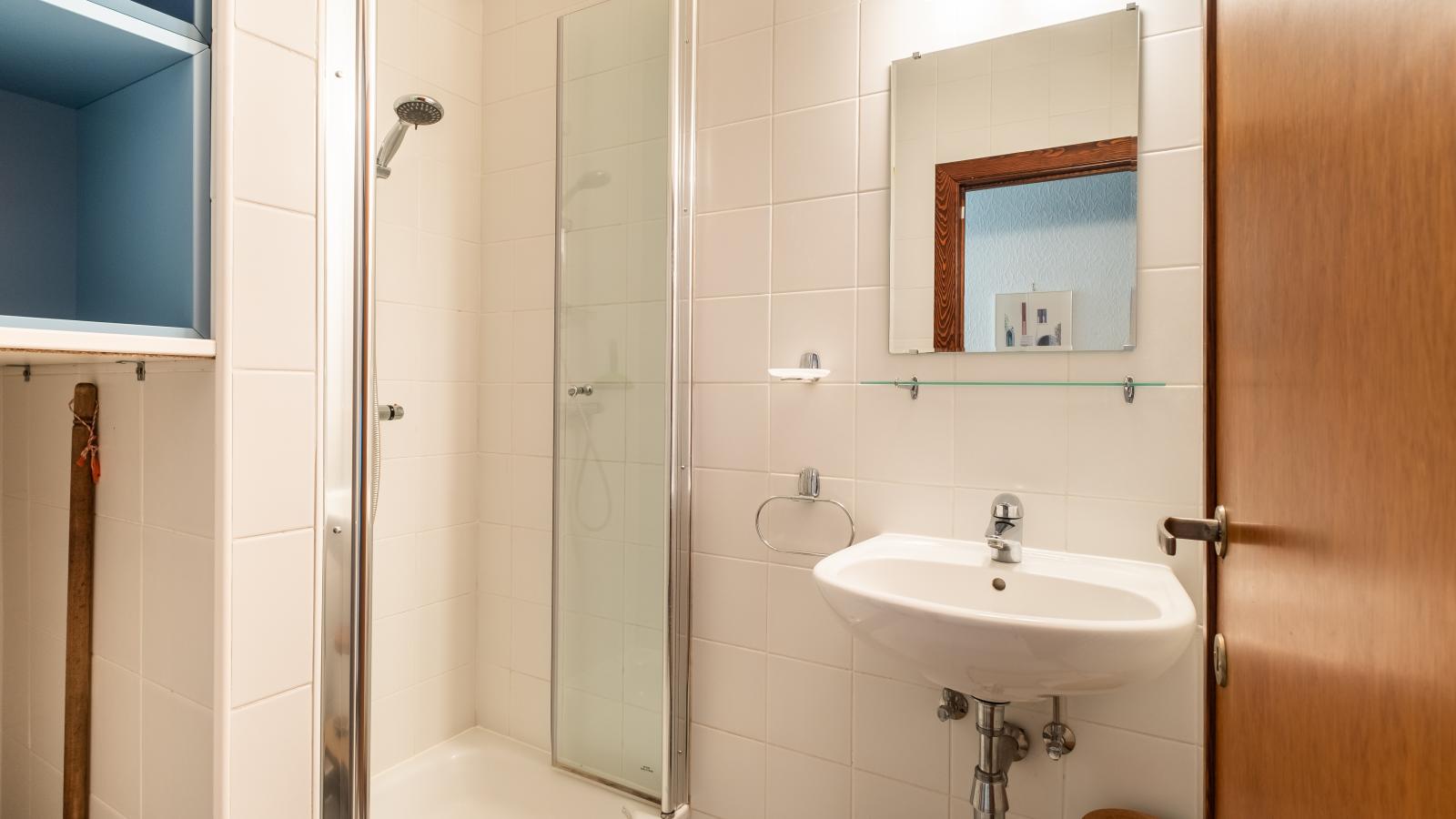 Juvamy gelijkvloers-Salle de bain
