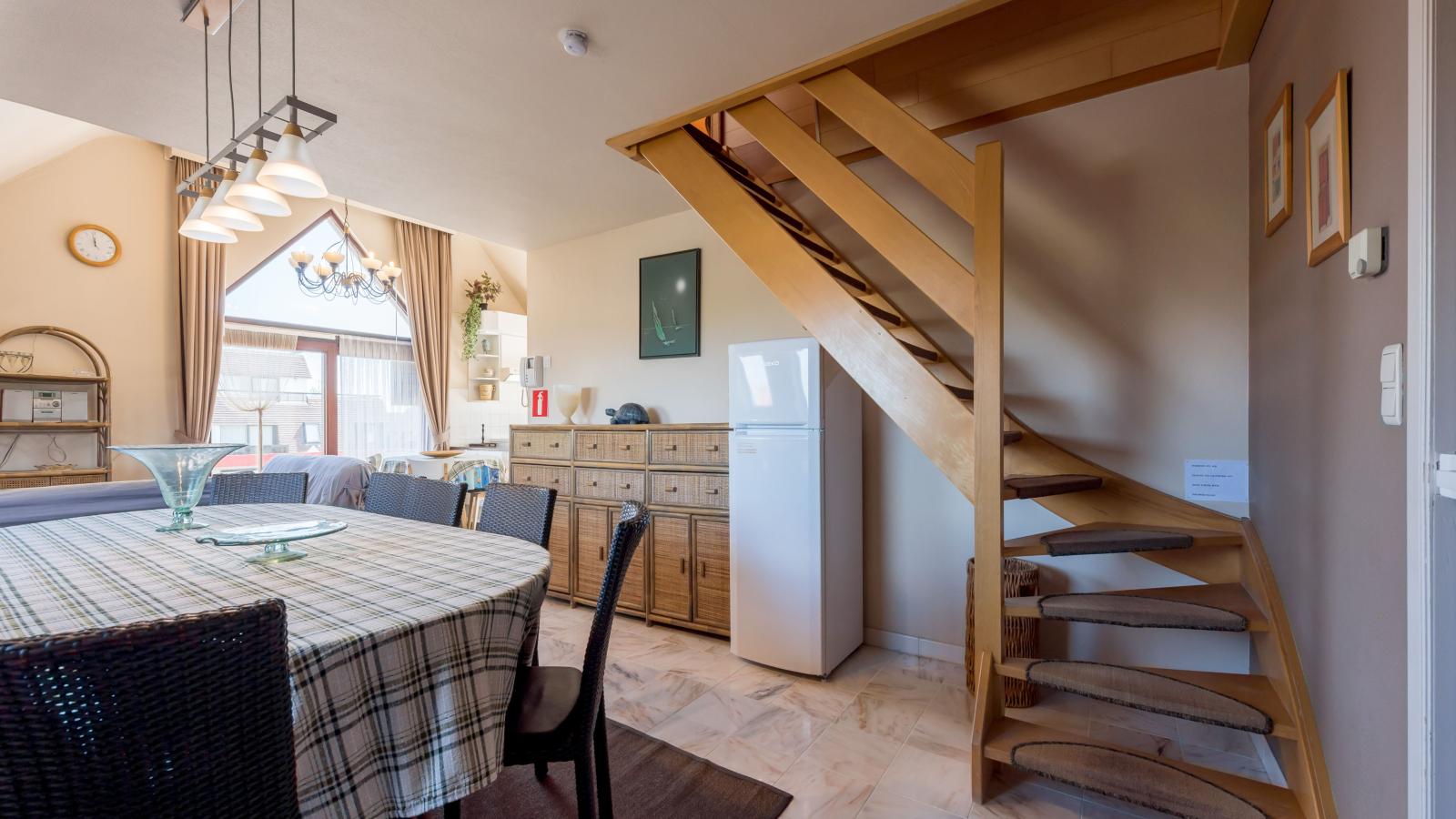 Aubépine troisième-Eetkamer