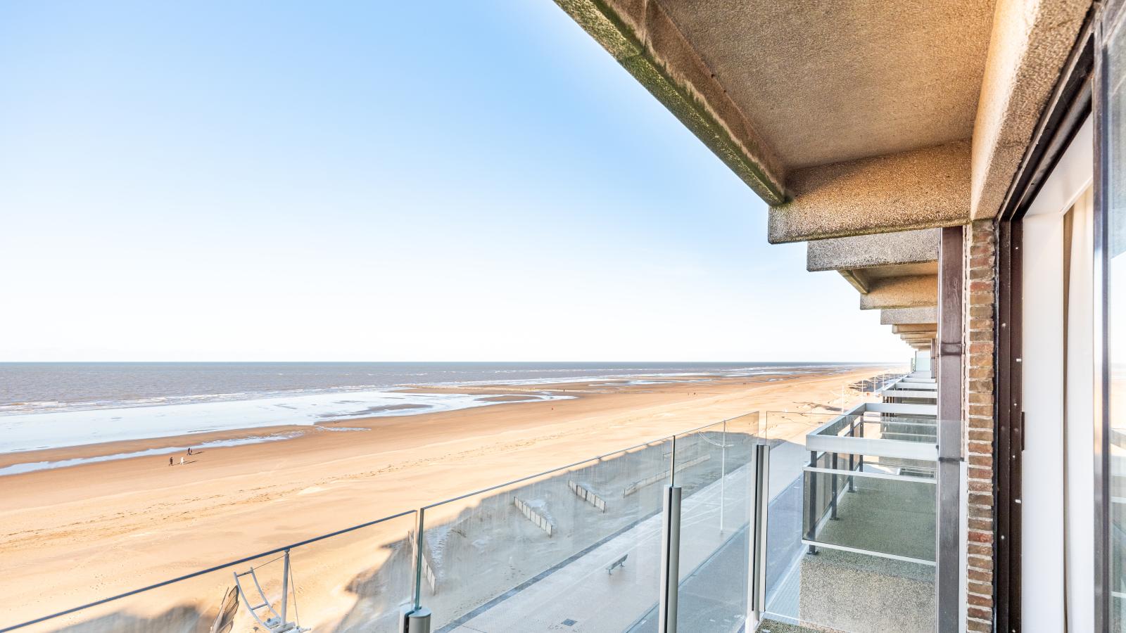 La Digue Est cinq-Vue d'été