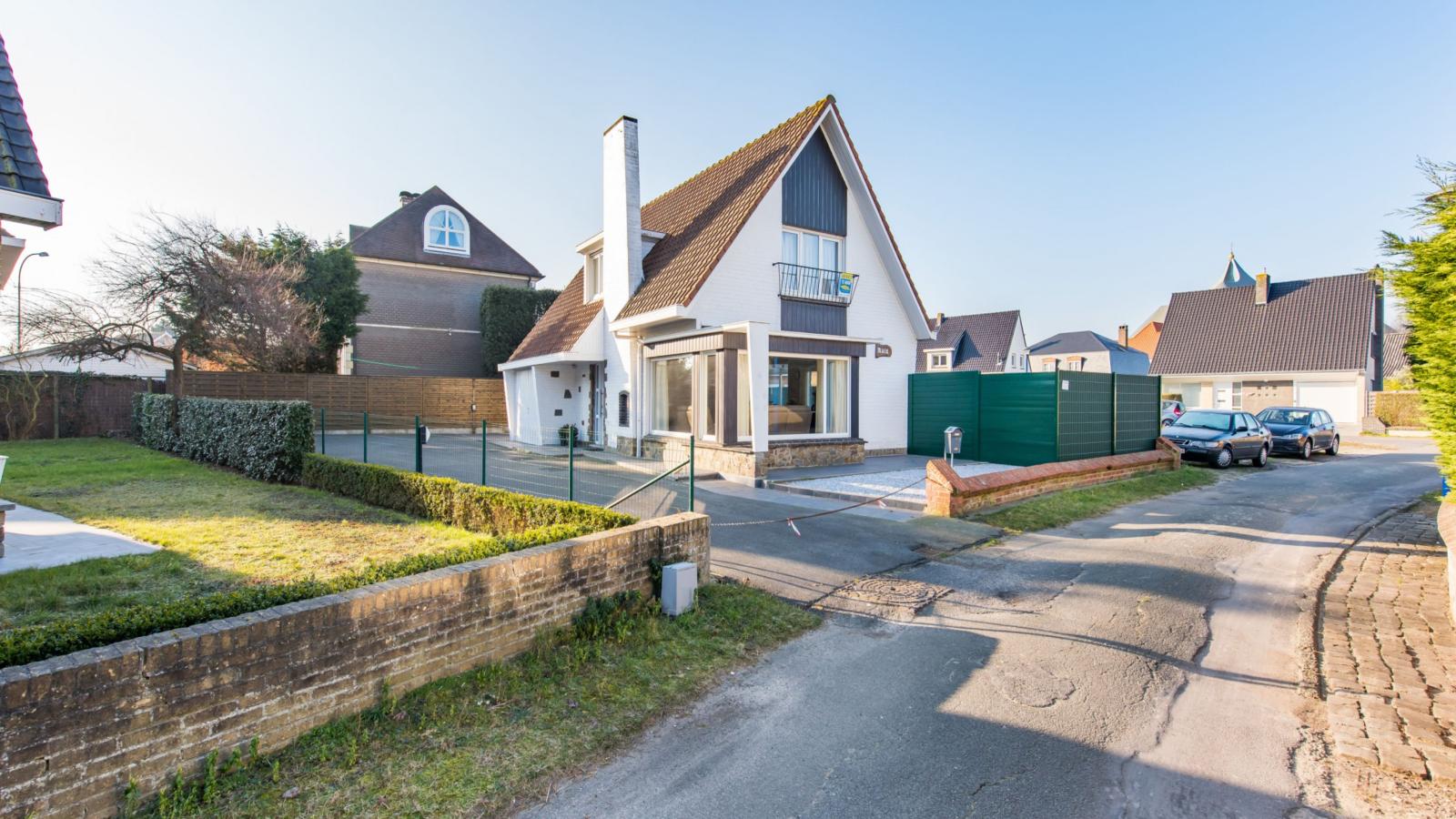 Mallory-Buitenkant zomer