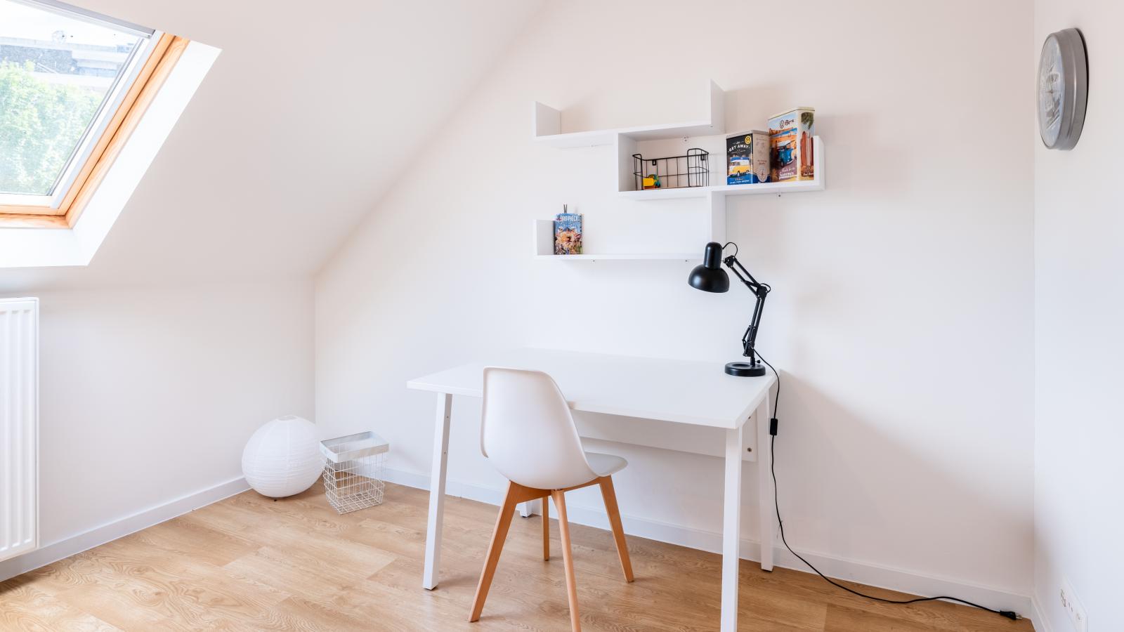 Au Coin-Chambre