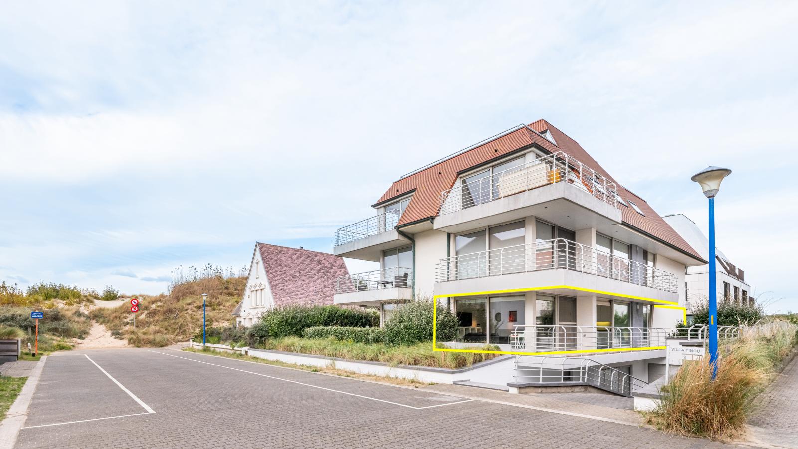 Tinou Gelijkvloers-Buitenkant zomer