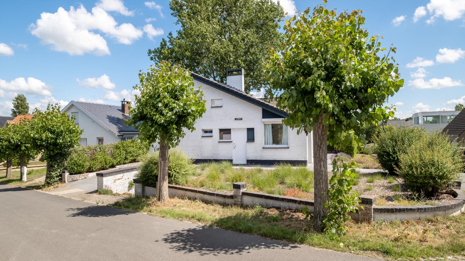 Guillaume-Außenbereich Sommer