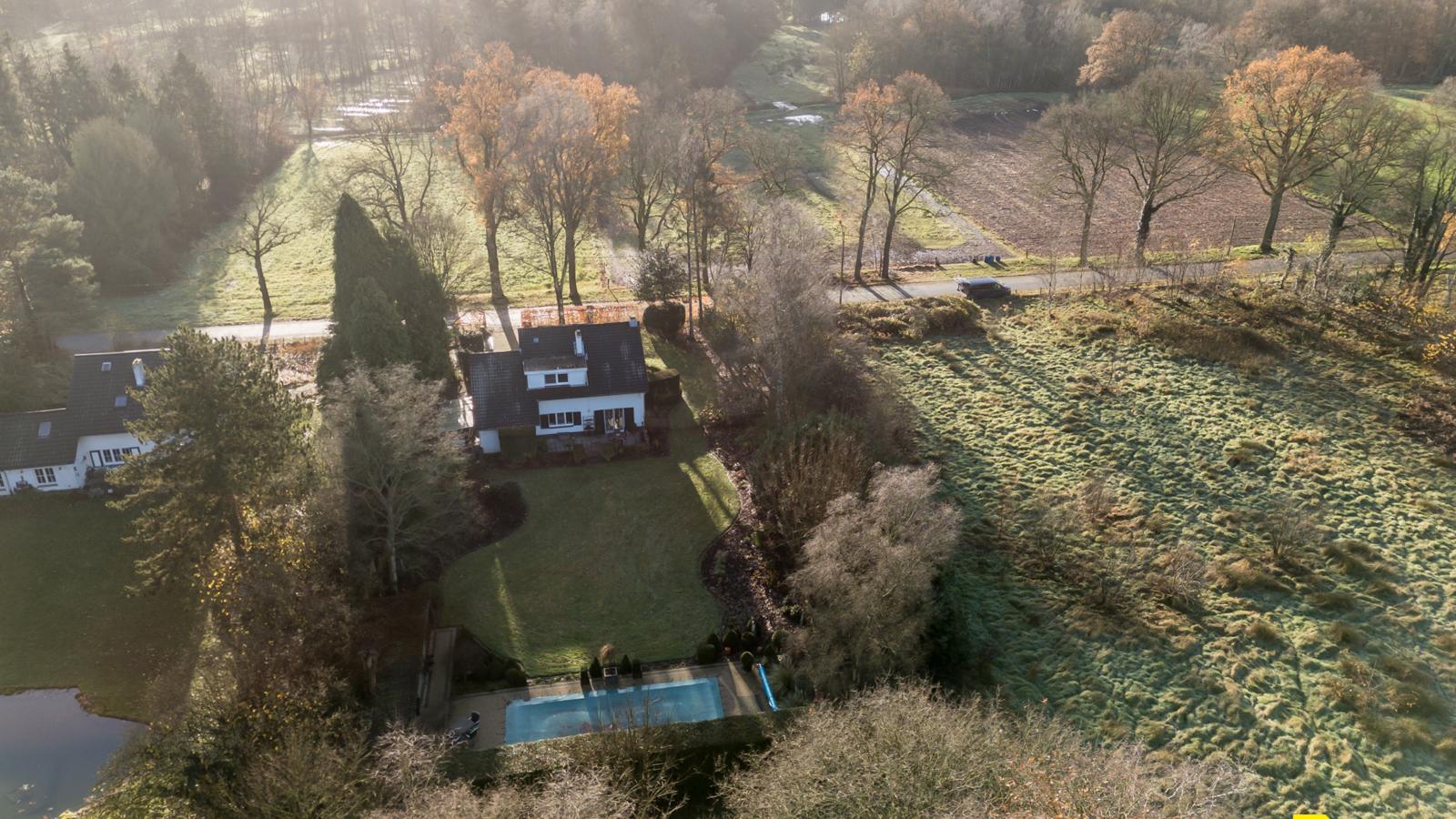 Wezelhoeve-Buitenkant zomer