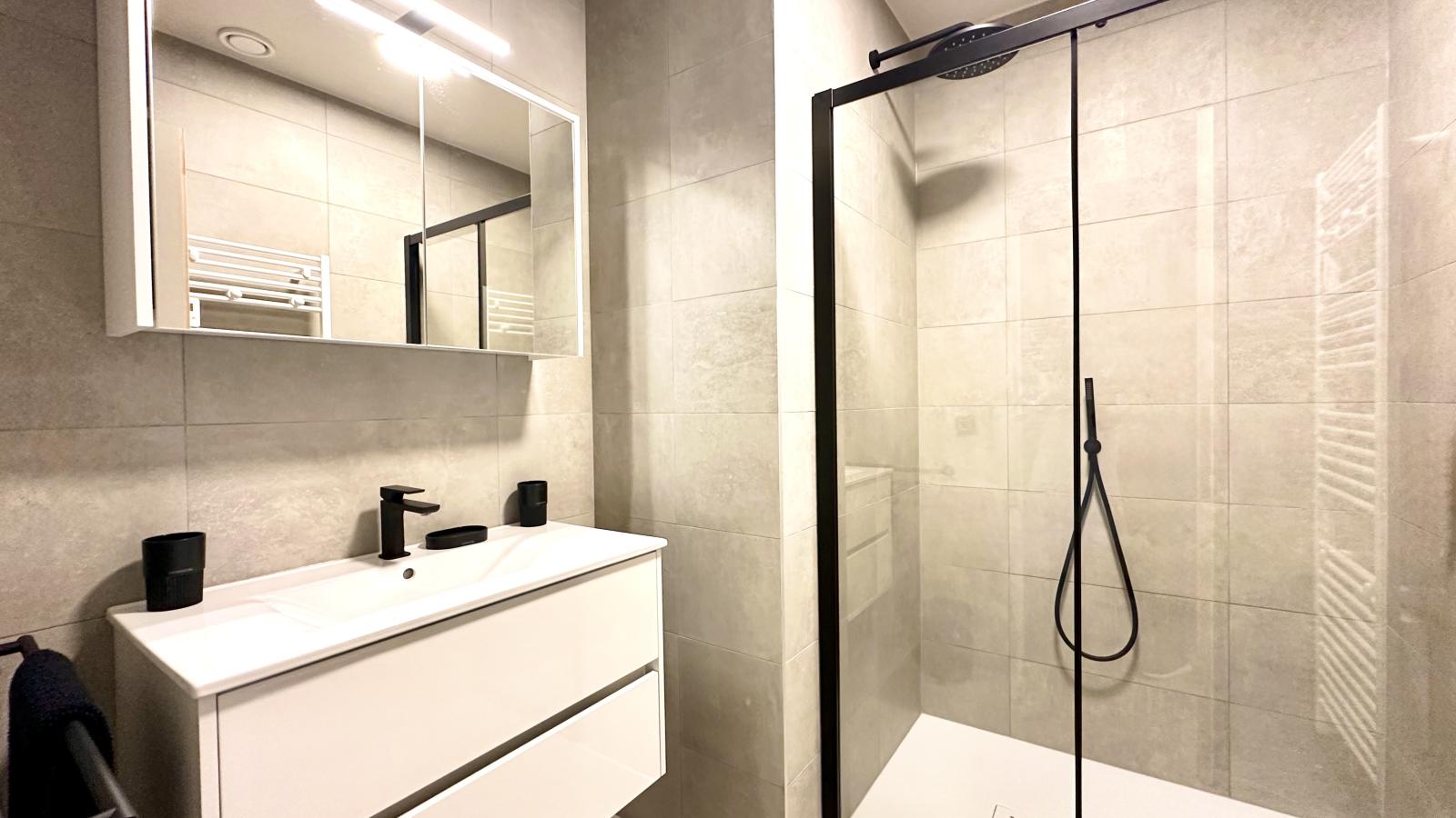 Durbuy Bato-Badkamer