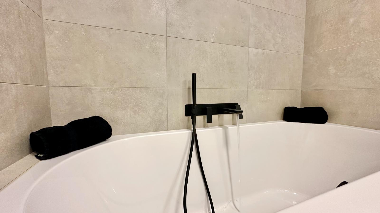 Durbuy Bato-Badkamer