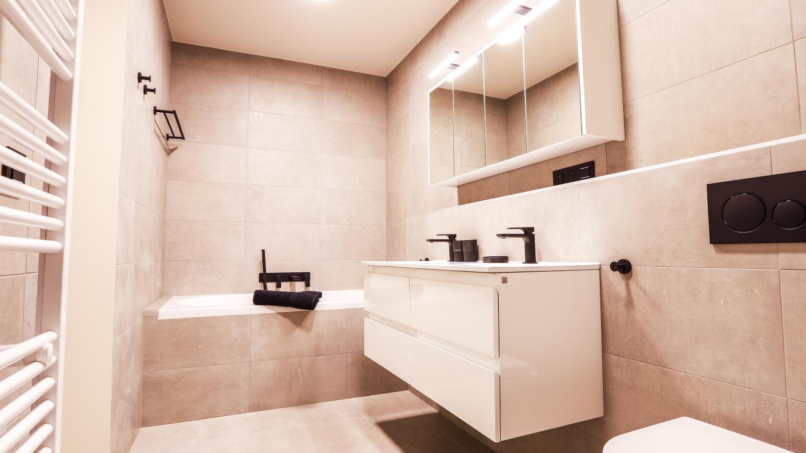 Durbuy Bato-Badkamer