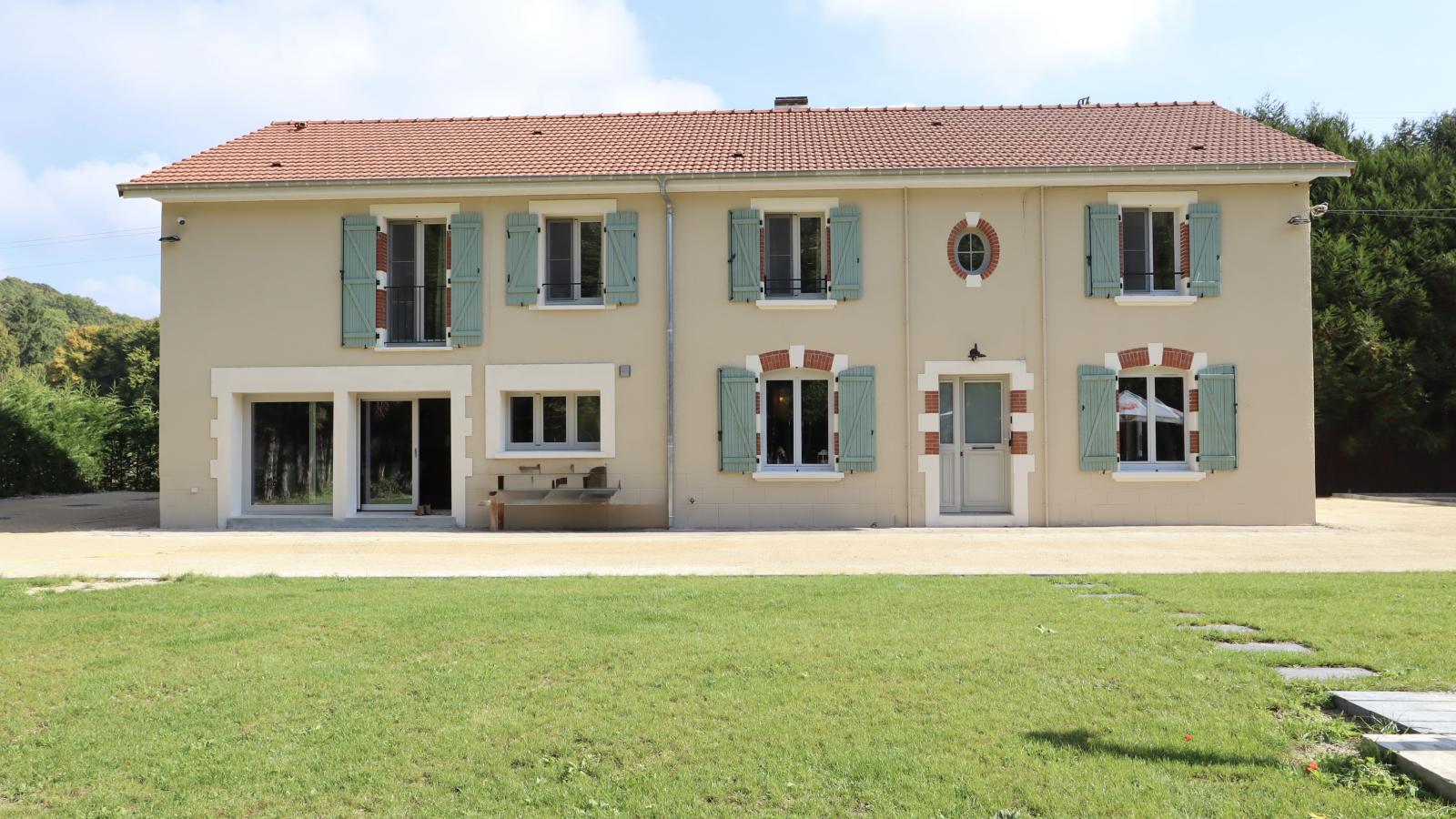 Le Moulin de Lachalade-Außenbereich Sommer
