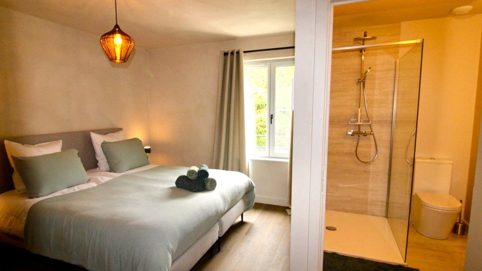 Le Moulin de Lachalade-Bedroom