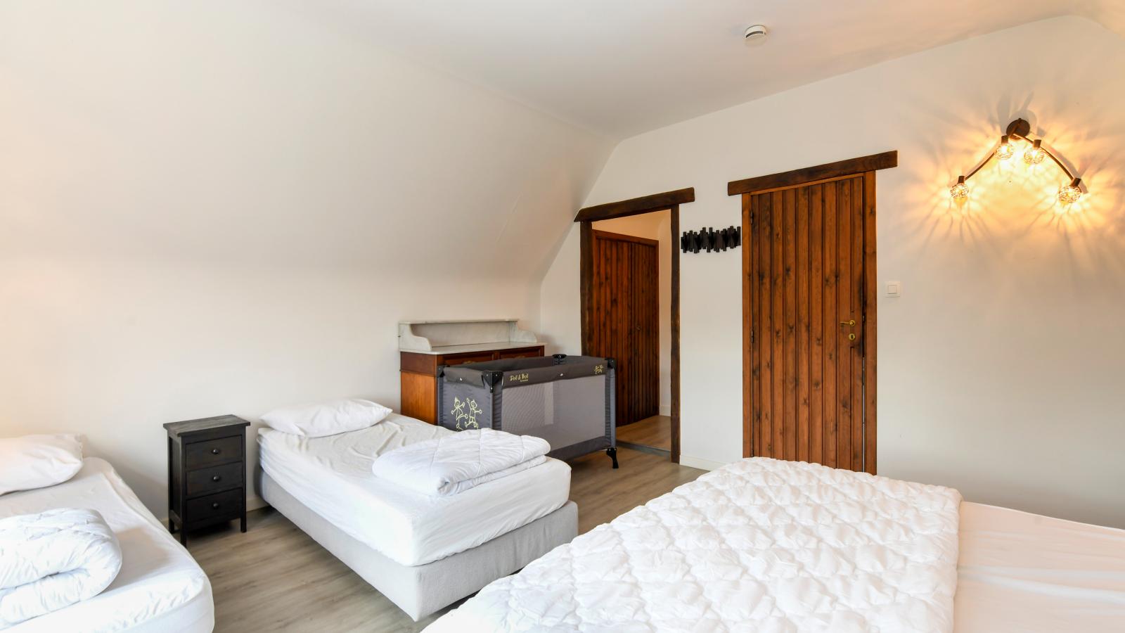 Floribert-Bedroom