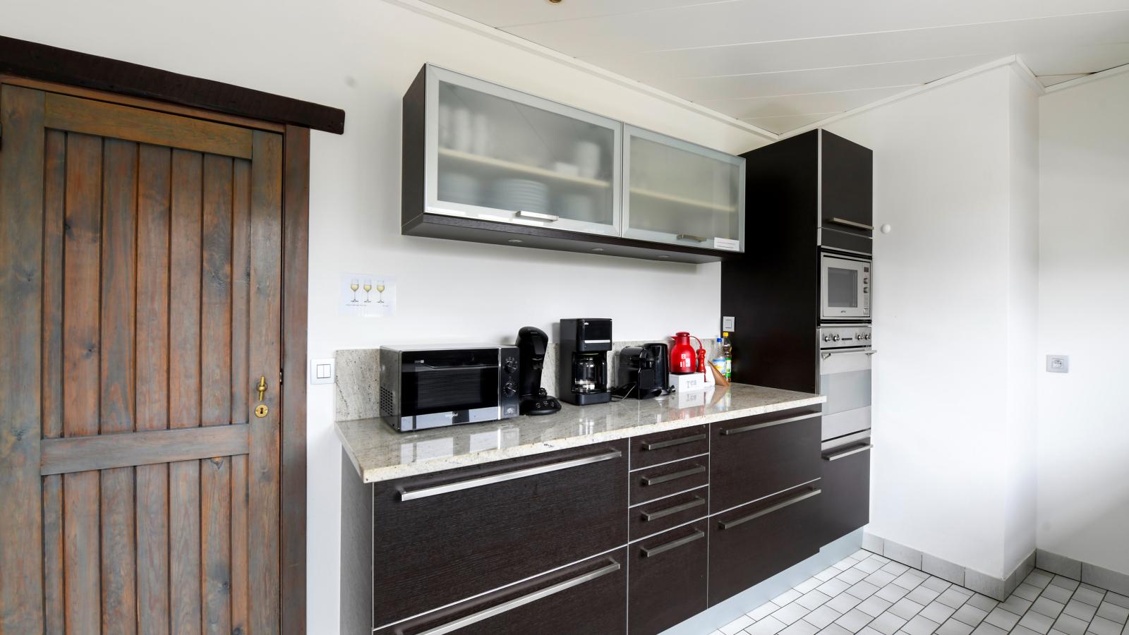 Floribert-Kitchen