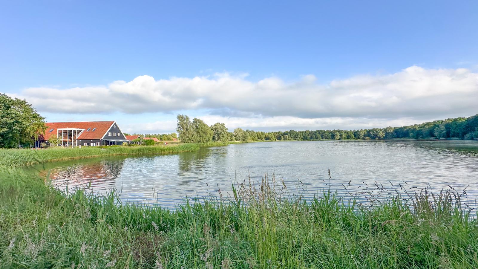 Zen in Zeeland - Areas within 1km in summer