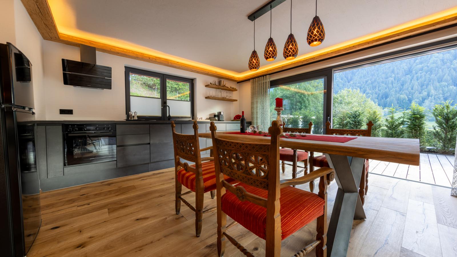 City Hide-Away Hahnenkamm Top 1