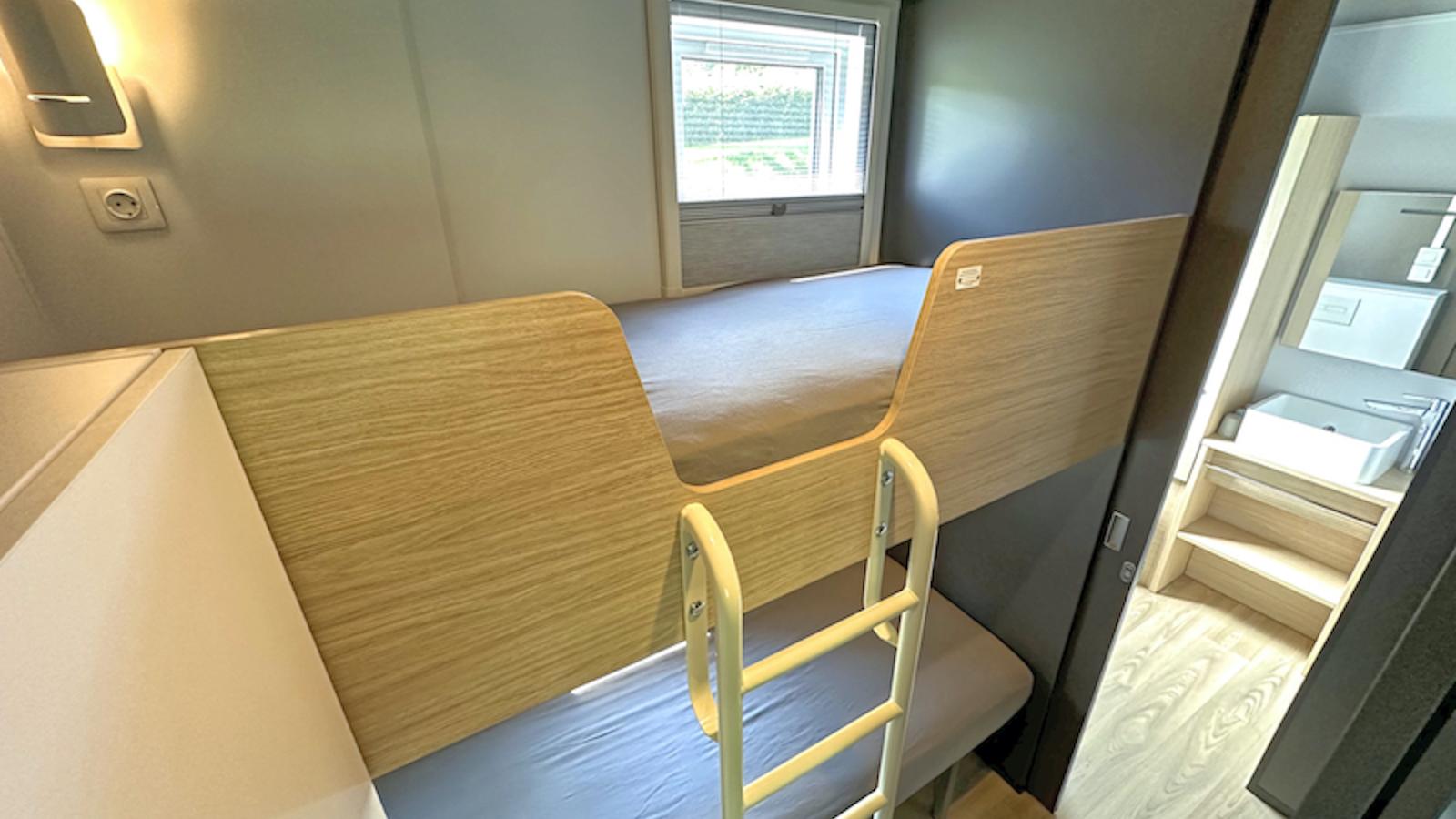 Feriendorf Seeblick - Tiny Chalet Nr 6-Slaapkamer