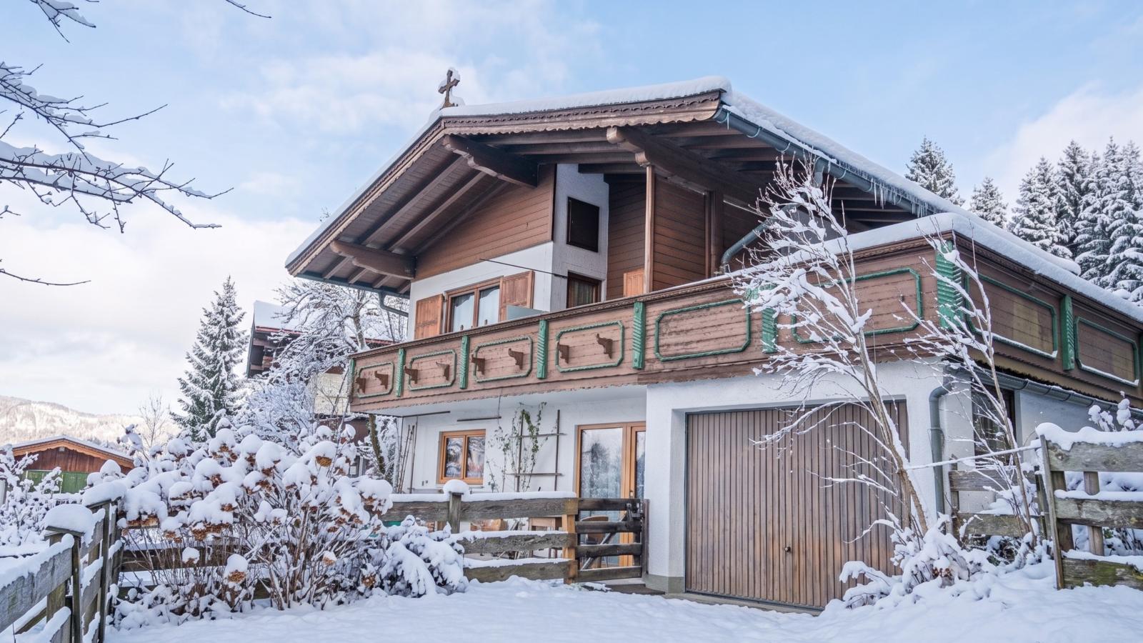 Haus Maria - Exterior in winter