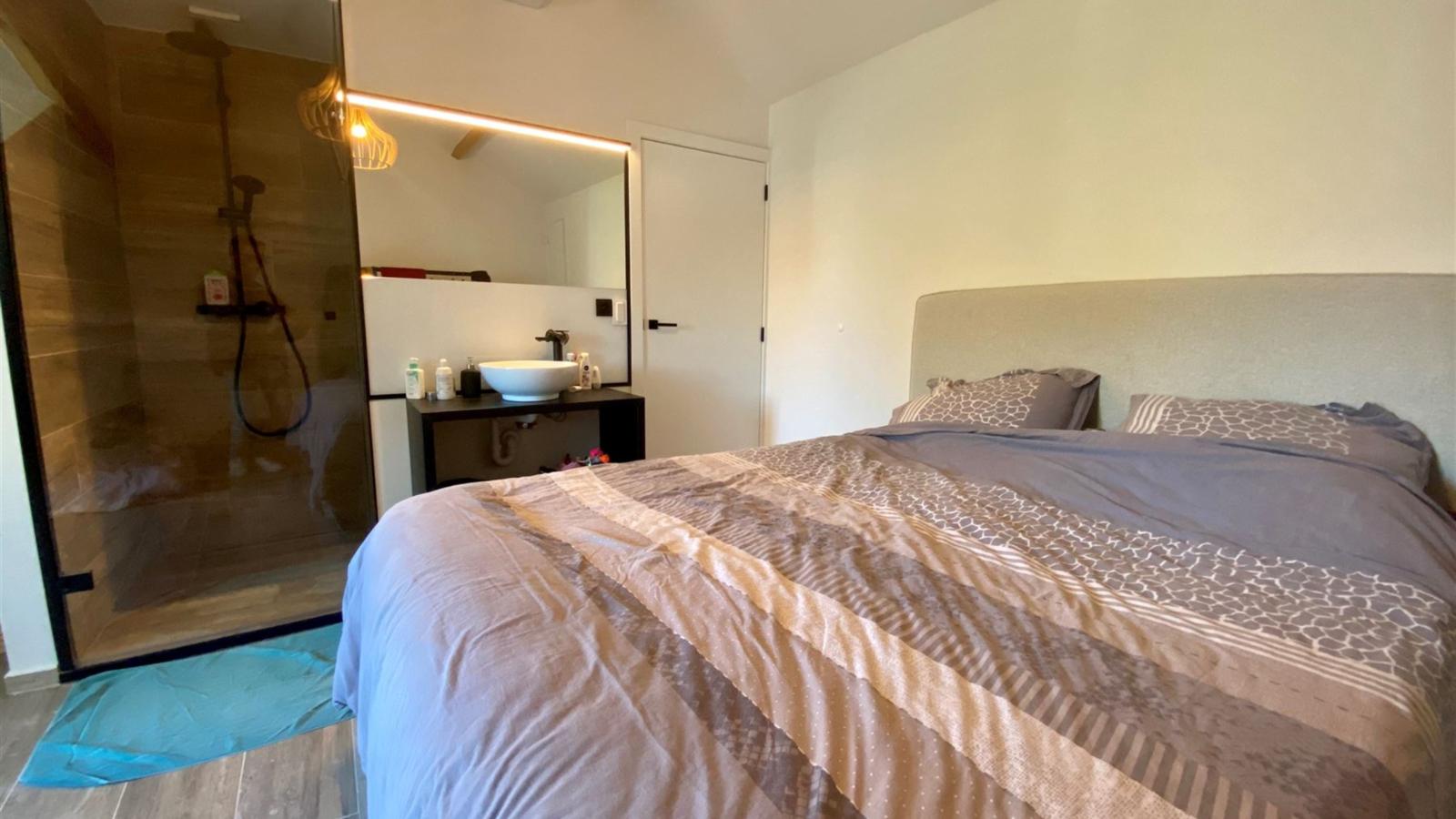 Petunias Deluxe-Bedroom