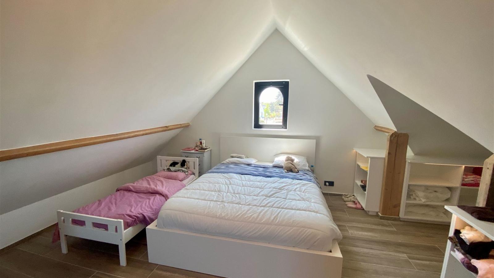 Petunias Deluxe-Bedroom