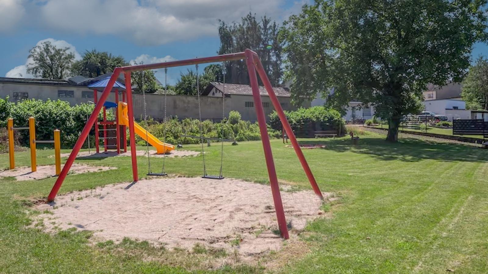 Harreshof-Gardens in summer