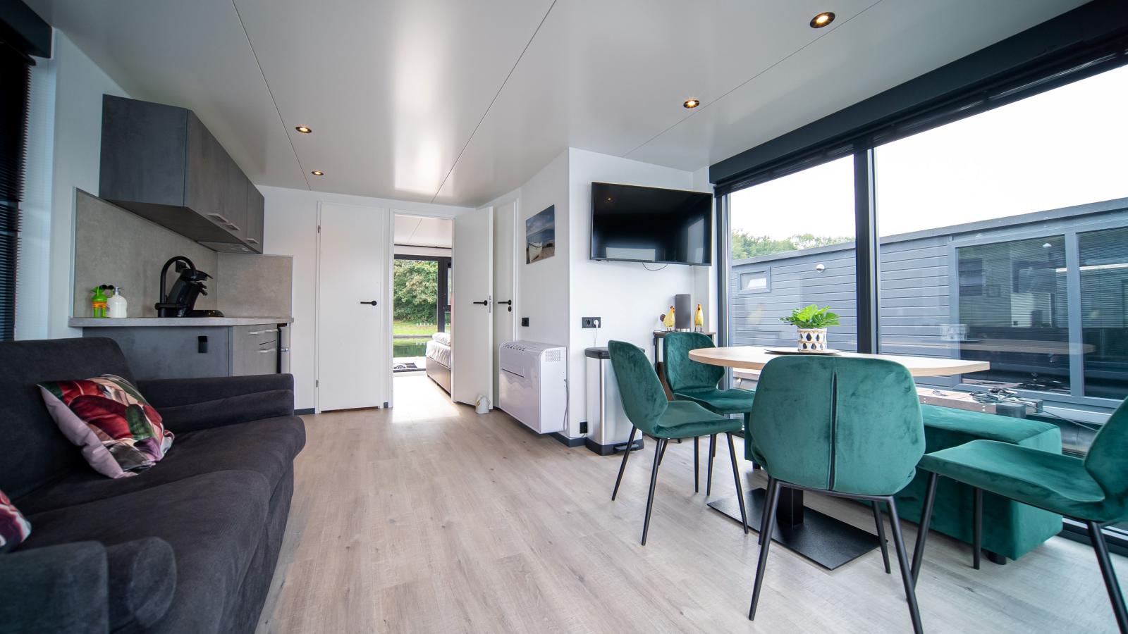 Floating in Limburg - hottub-Salon
