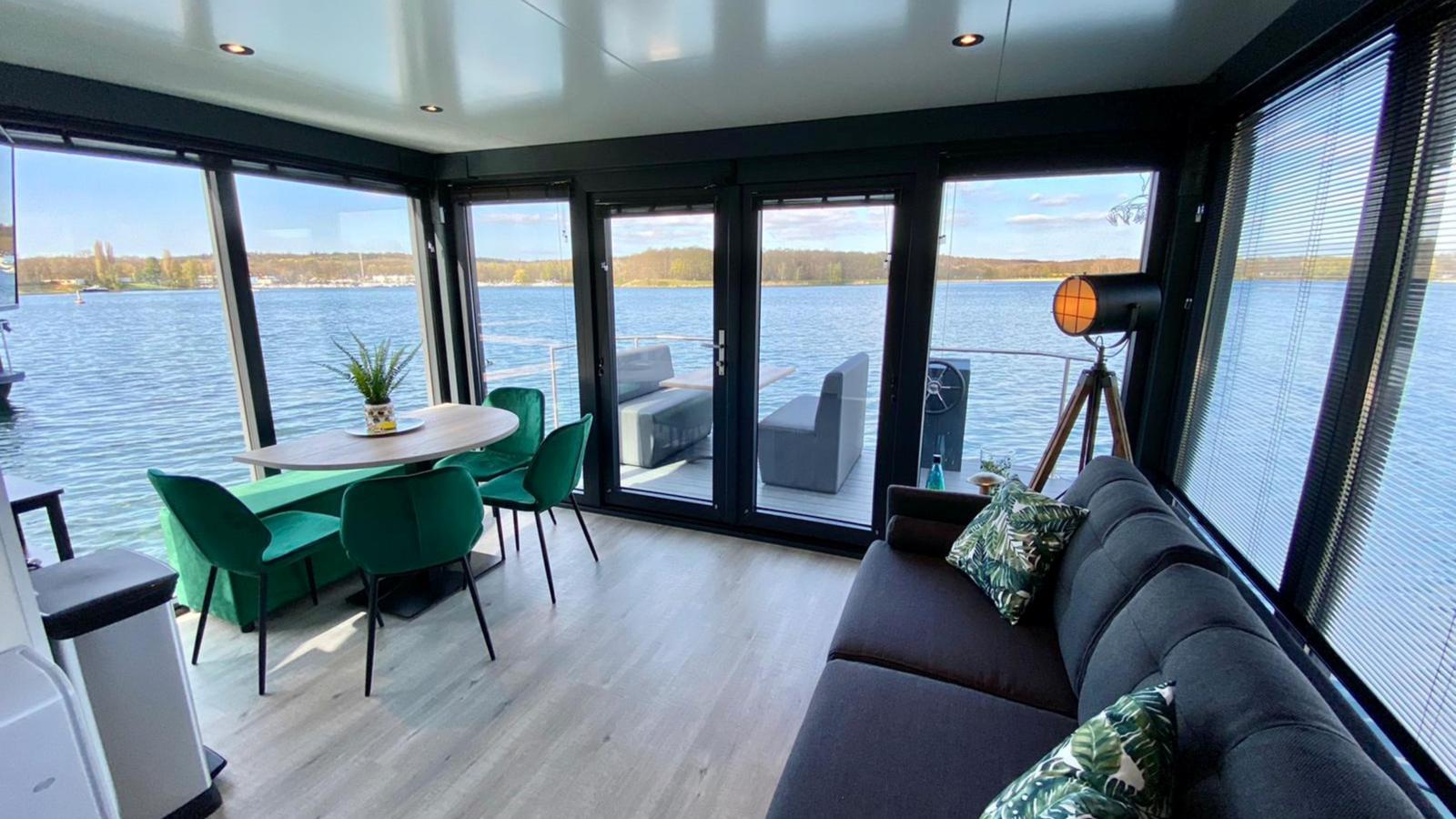 Floating in Limburg - hottub-Salon