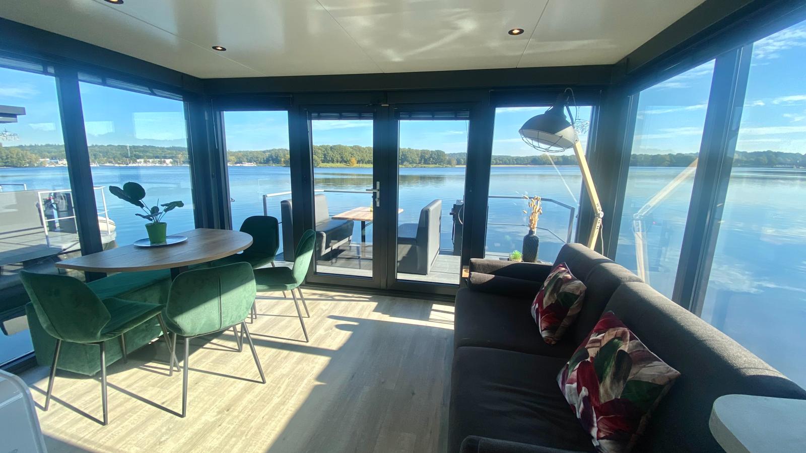 Floating in Limburg - hottub-Salon