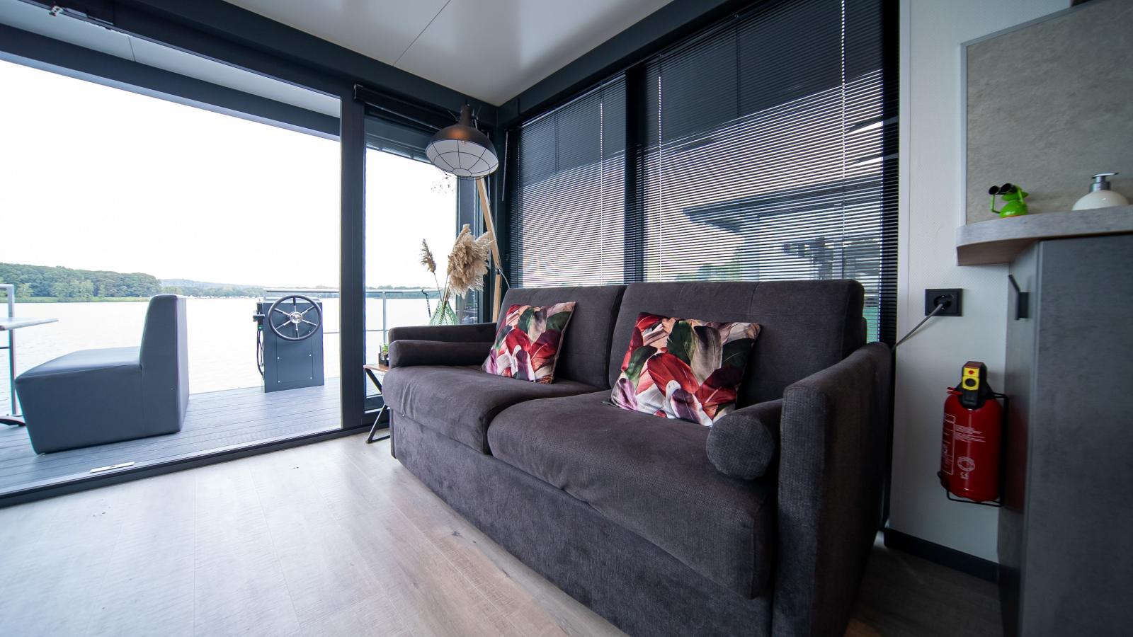 Floating in Limburg - hottub-Salon
