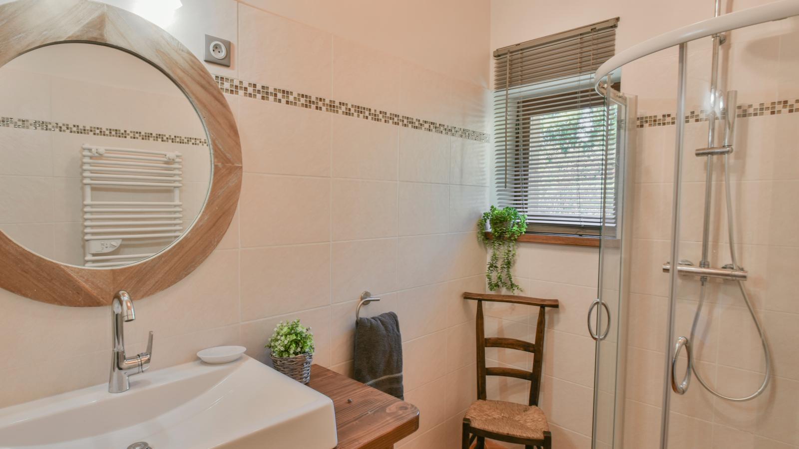 La Roque Haute-Badkamer